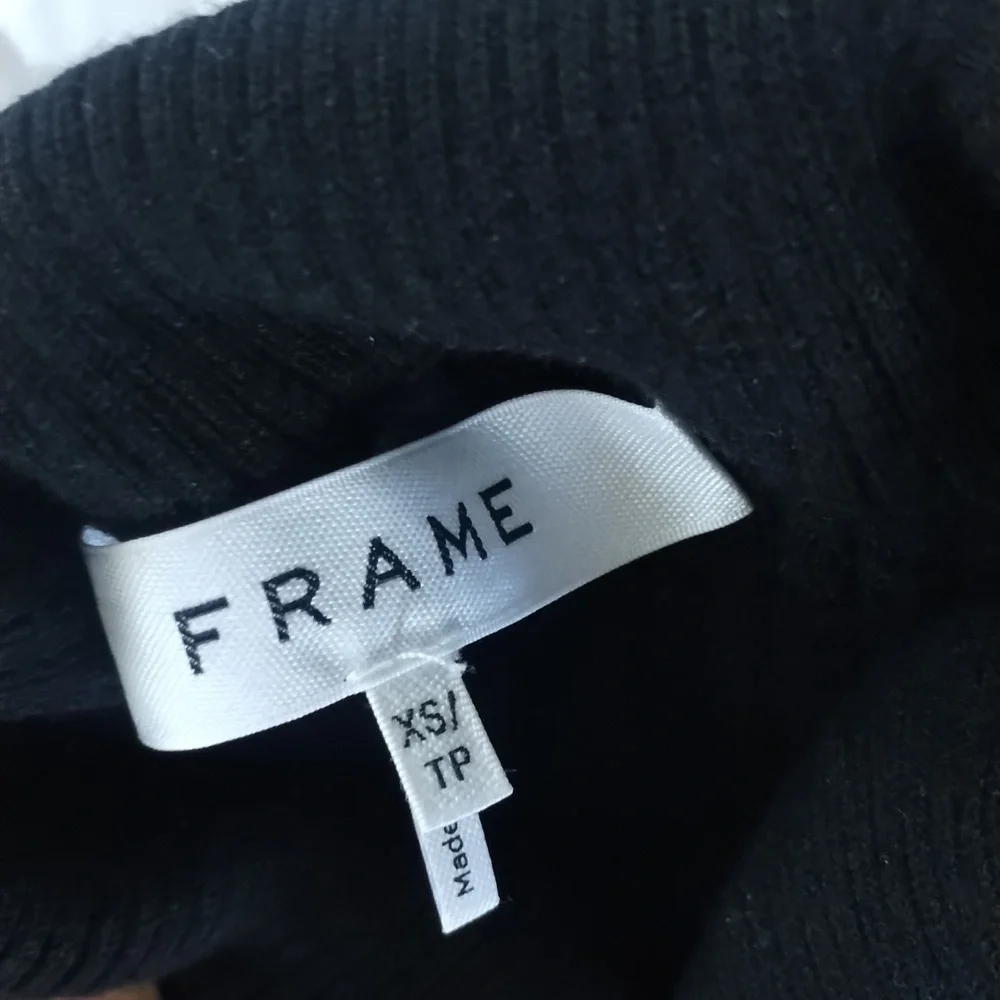 Frame Black Turtle Neck Sweater XS